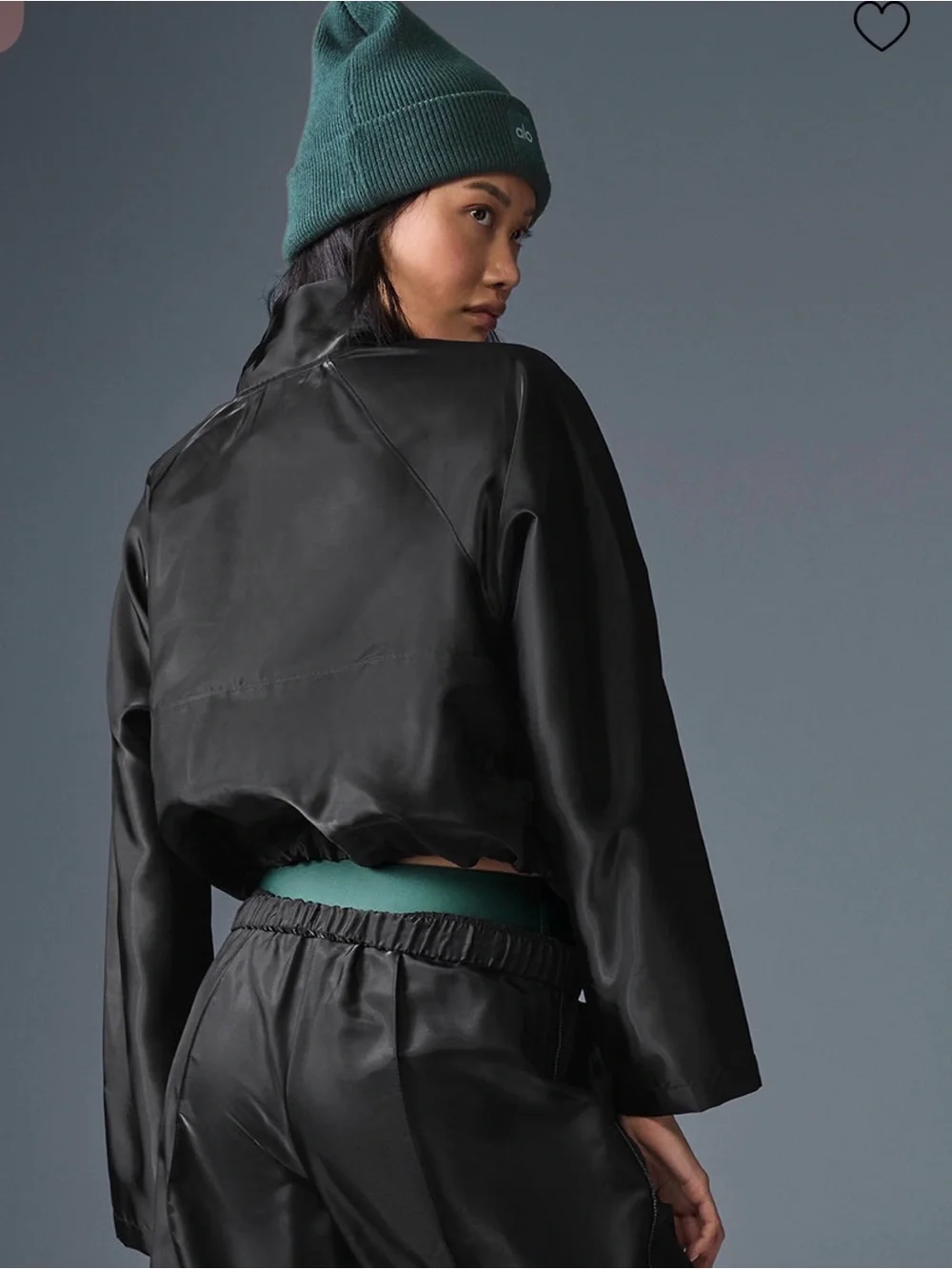 ALO YOGA NWT CROPPED AFTERGLOW PULLOVER BLACK SMALL